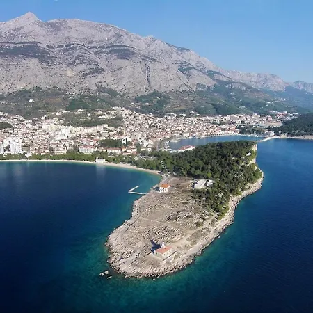 Apartments By The Sea Makarska - 6843 Makarska